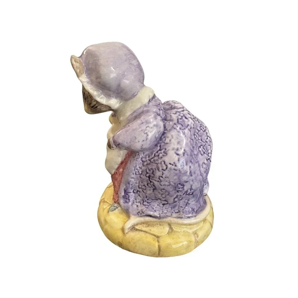 Royal Albert Lady Mouse Made a Curtsy Beatrix Potter Figurine, Royal Albert, 199
